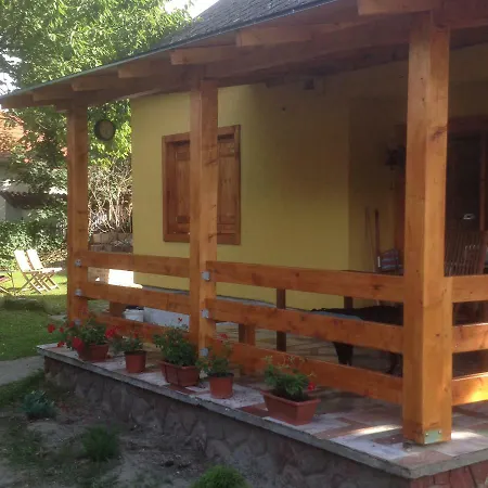 Kajut Apartman Vakantiehuis Balatonfenyves