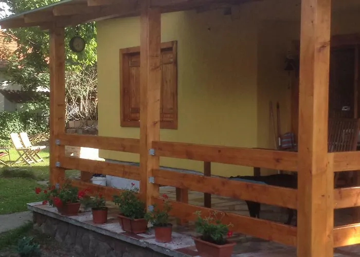 Kajut Apartman Casa vacanze Balatonfenyves